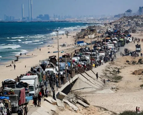 Israeli Forces Announces Short-Term Safe Passage for Gaza City Inhabitants
