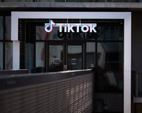 Trump Celebrates TikTok Proposed Arrangement as Beijing Indicates Algorithm Control Persists